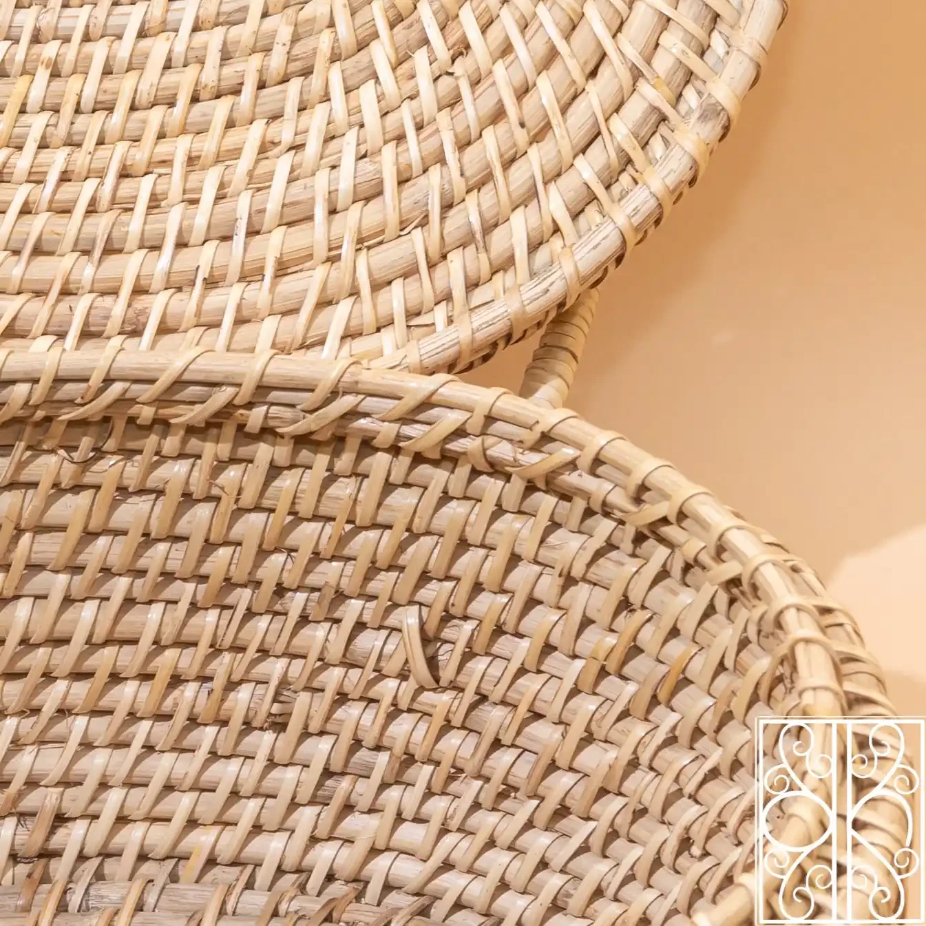 Large Bamboo basket with Lid