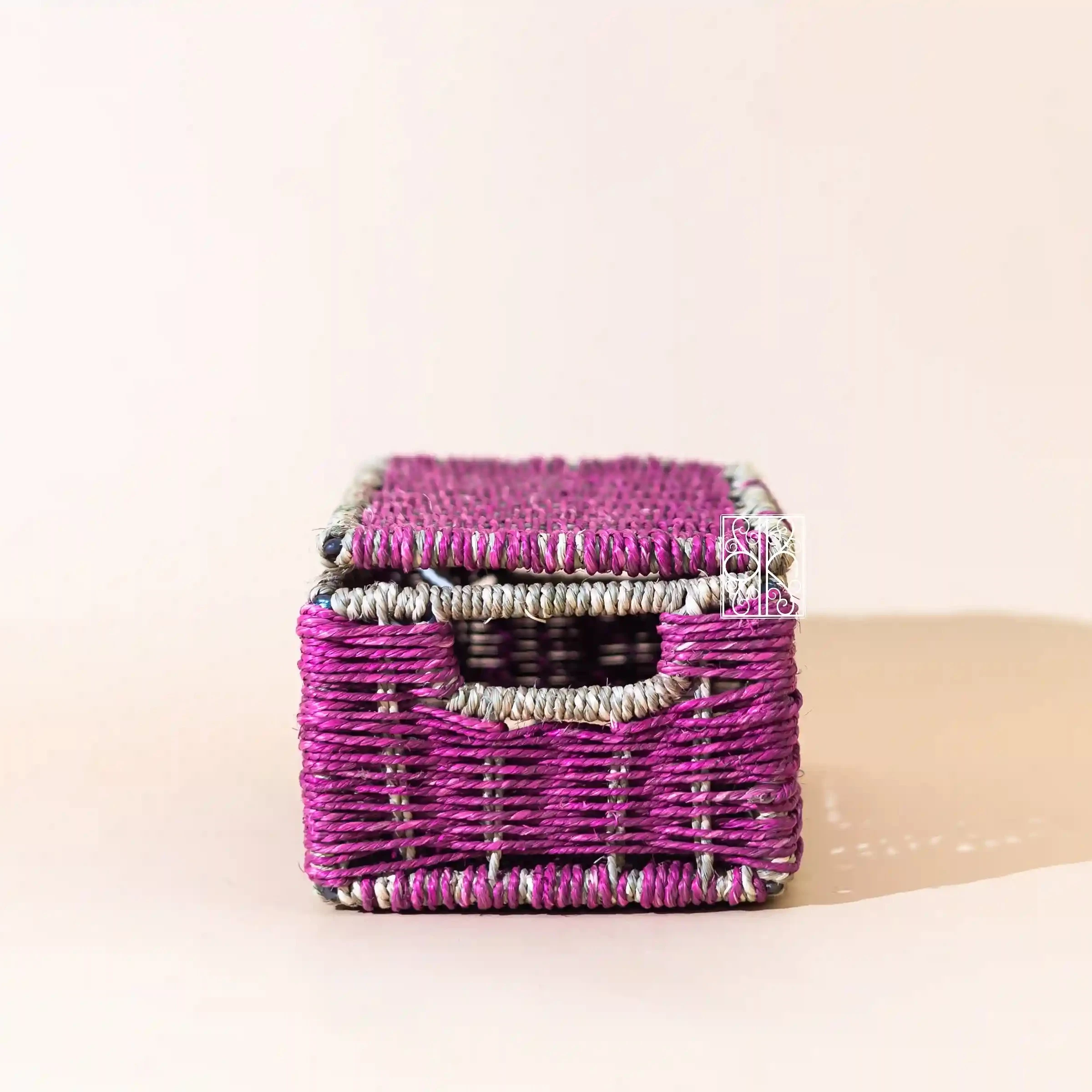 Alt text for image 1