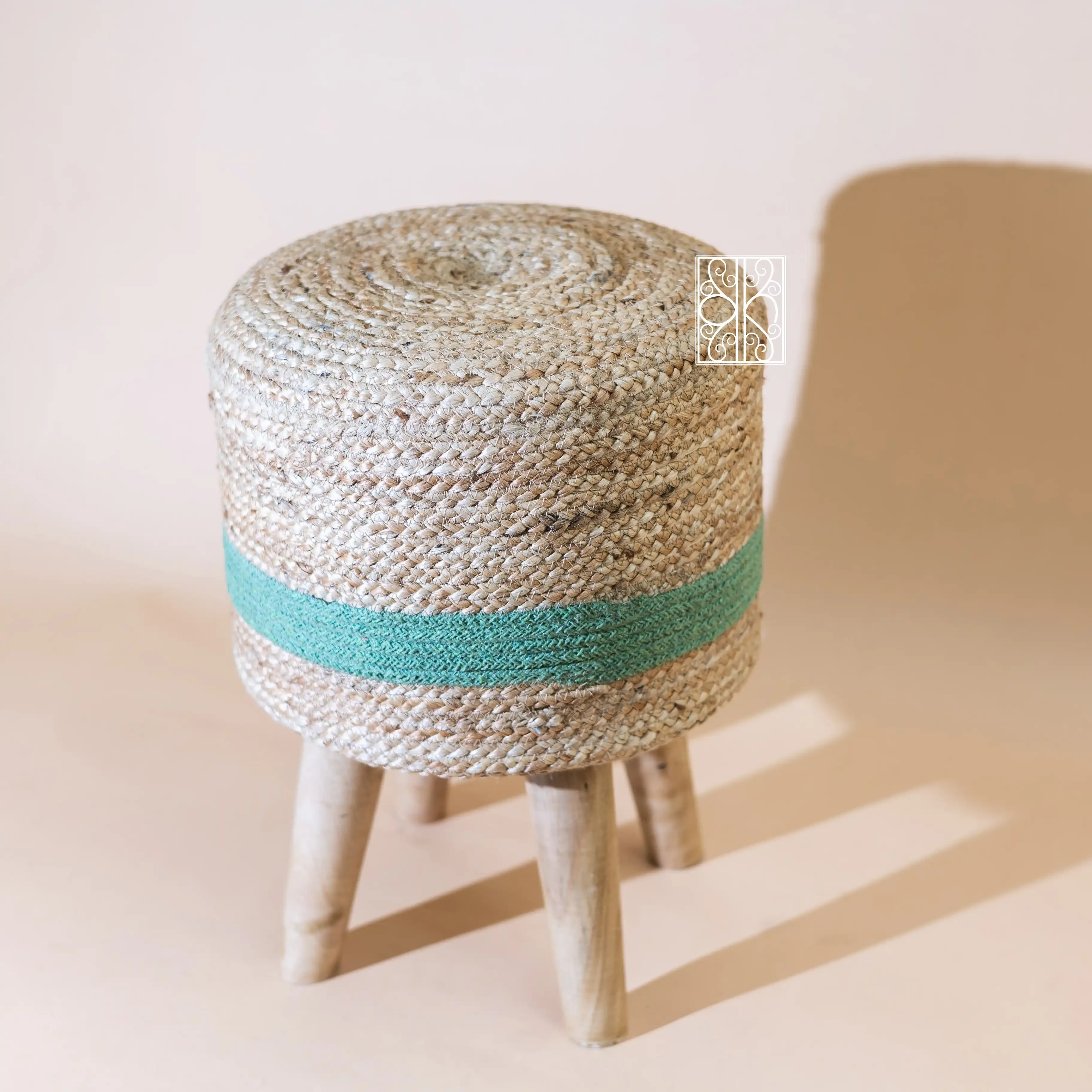 Alt text for image 1