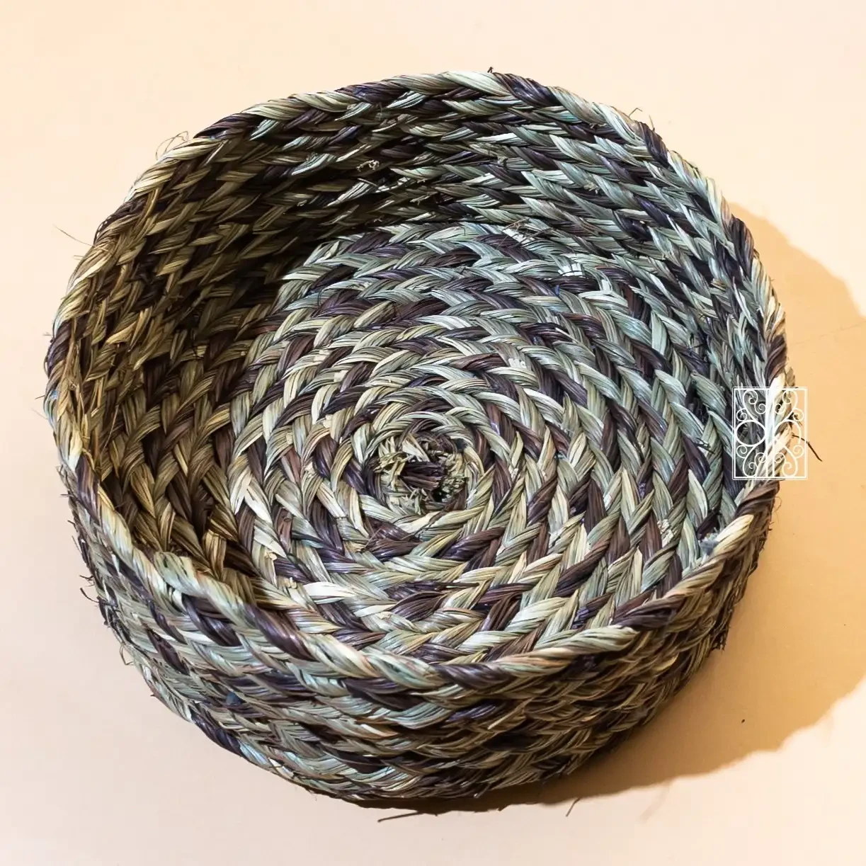 Buy Small Round Wicker basket | Seagrass basket