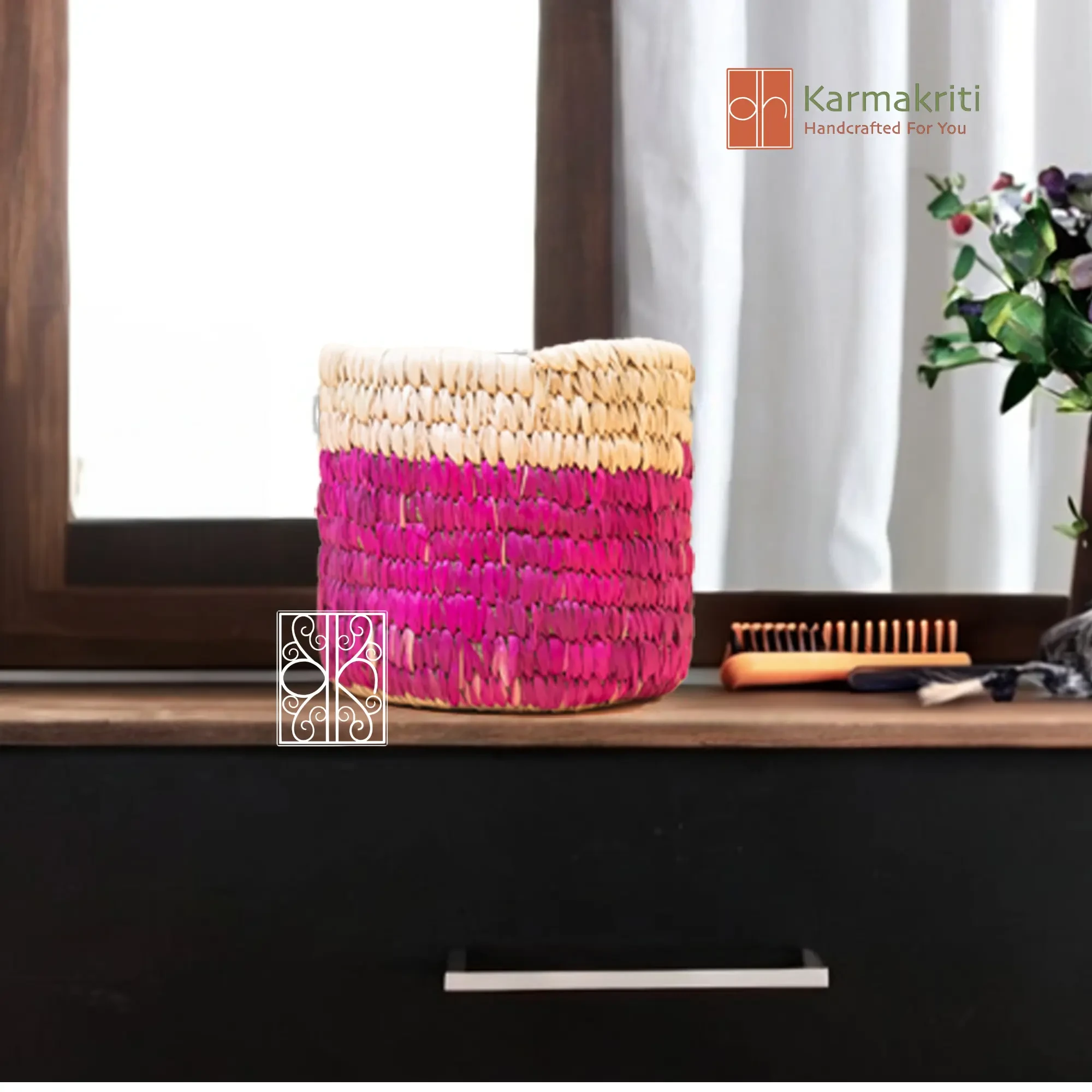 Buy Wicker Makeup Organizer | Seagrass penstand