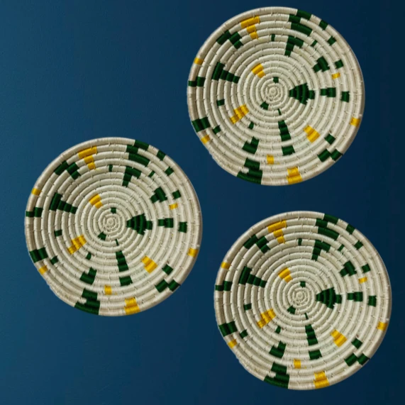 Buy Wall Decor and Wall Decorative plates on karmakriti.com